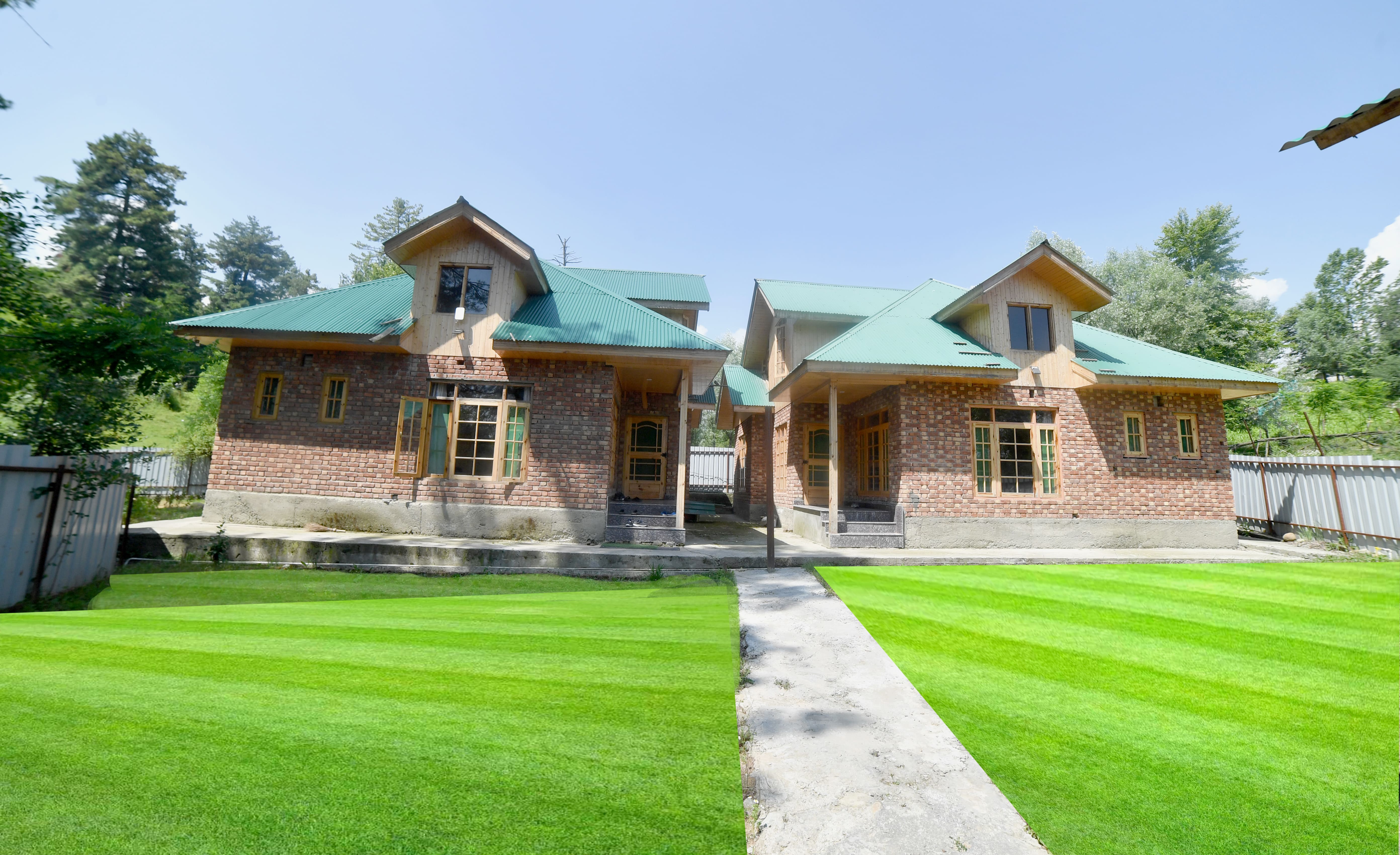 Your Perfect Stay in Doodhpathri